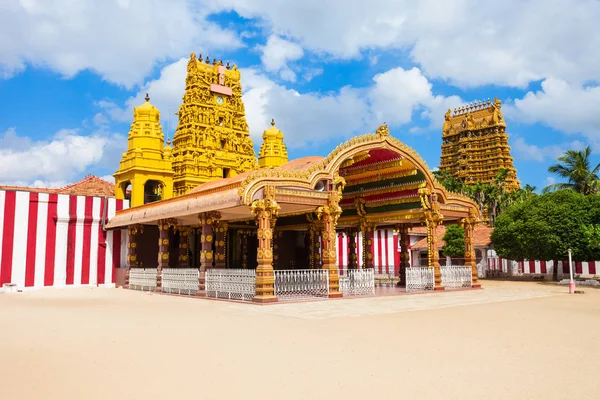 depositphotos_178706148-stock-photo-nallur-kandaswamy-temple-jaffna